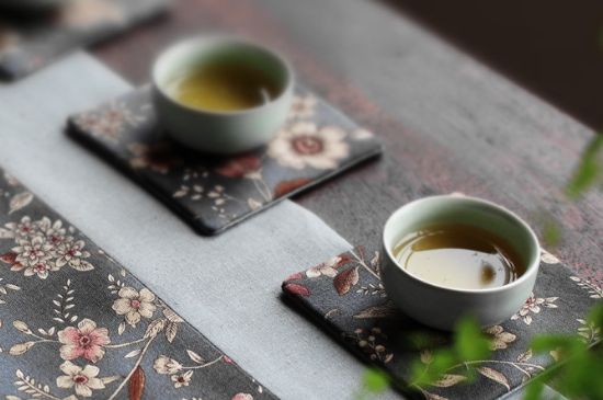 喝茶茶桌上的禮儀有哪些，泡茶待客十大禮儀不可不做！