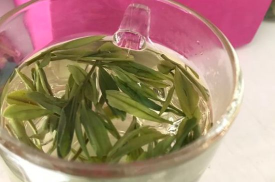 正常下一斤茶葉能喝多久，一個人一般一個月喝多少茶葉