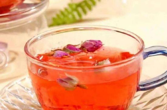 蜂蜜泡茶葉的副作用，蜂蜜泡茶葉有什么禁忌