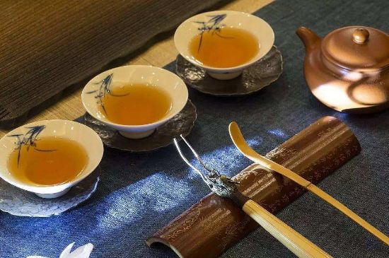 哪些茶適合泡功夫茶，功夫茶應(yīng)該配什么茶葉
