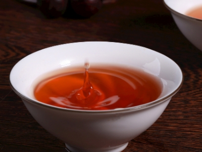 女人長期喝紅茶好不好，女人喝紅茶的功效