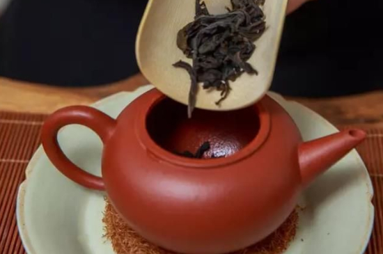 什么泥料的紫砂壺沖泡肉桂，武夷巖茶肉桂用哪種紫砂壺好？