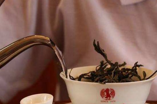各類茶的注水方式，不同的茶泡茶時怎么注水