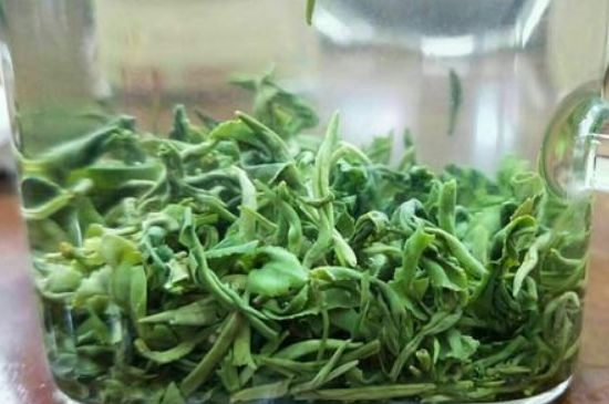 什么茶葉容易放香精，香精茶有什么危害？
