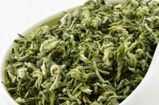 真假碧螺春泡水后區(qū)別，蘇州洞庭碧螺春怎樣鑒別好壞？