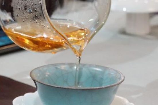 什么茶葉容易放香精，香精茶有什么危害？