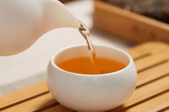 泡好的茶水放冰箱能保存多久，泡好的茶冷藏放多久？
