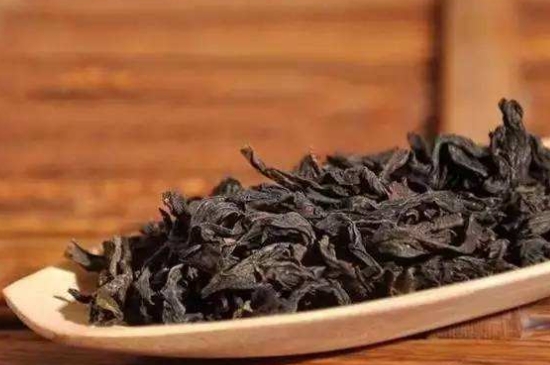 怎樣炭焙巖茶？揭秘武夷巖茶的炭焙技藝