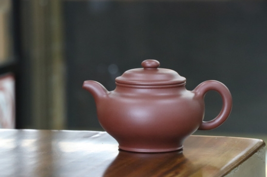 剛買的紫砂壺要怎么開壺養(yǎng)壺，<a href=http://m.linjie8.com/chaju/zisha/ target=_blank class=infotextkey>紫砂壺開壺</a>與養(yǎng)壺的方式方法