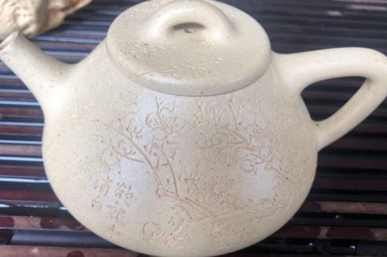 新買的紫砂壺為什么會(huì)裂，真的紫砂壺是不是很容易開(kāi)裂？
