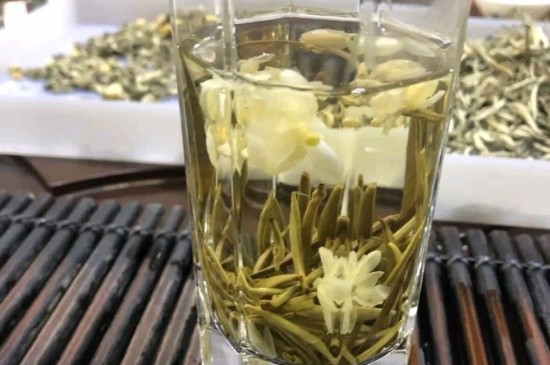 茉莉花花茶能煮嗎，喝茉莉花茶適合煮好還是泡好？
