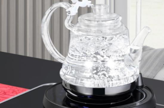 煮茶器和養(yǎng)生壺有什么區(qū)別，養(yǎng)生壺跟煮茶器哪個(gè)實(shí)用好用？