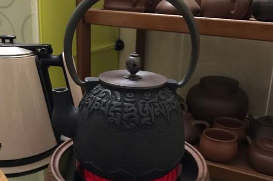 鐵壺生銹燒的水有害嗎，鐵壺內壁生銹怎么辦