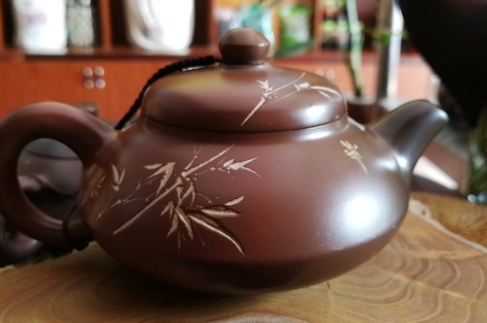 坭興陶主要泡什么茶，廣西坭興陶壺適合泡哪些茶？