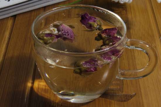 怎么判斷玫瑰花茶好不好，玫瑰花茶怎么樣鑒別