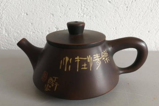 四大名陶哪個(gè)泡茶最好，中國(guó)四大名陶主要泡什么茶？
