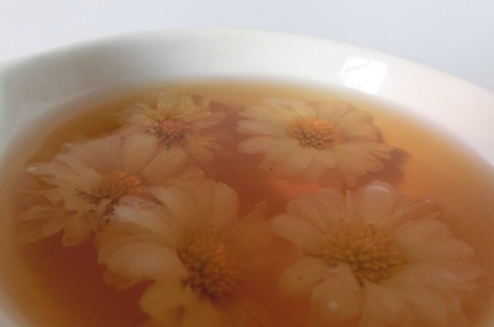 喝菊花茶有什么效果，女人長期喝菊花茶好嗎？