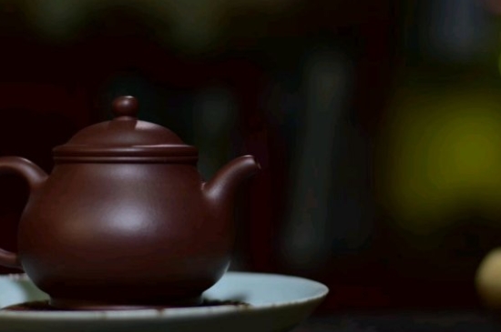 常見的七大材質(zhì)的茶具優(yōu)缺點，用什么材質(zhì)的茶具泡茶最好？