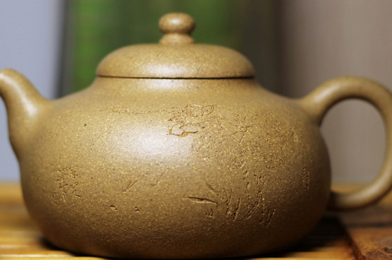 朱泥壺適合泡紅茶嗎，紅茶適合泡紫泥還是朱泥壺