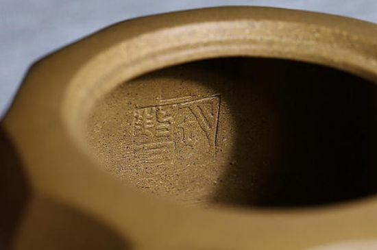 紫砂壺密密麻麻黑點，布滿了很多小黑點的紫砂好嗎
