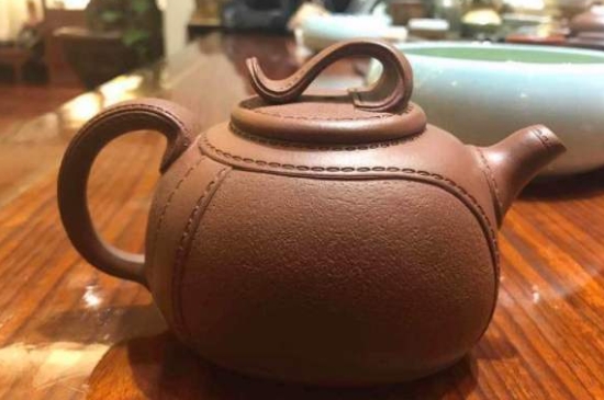 泡茶用坭興陶和紫砂壺哪個(gè)好，紫砂壺比坭興陶壺好嗎？