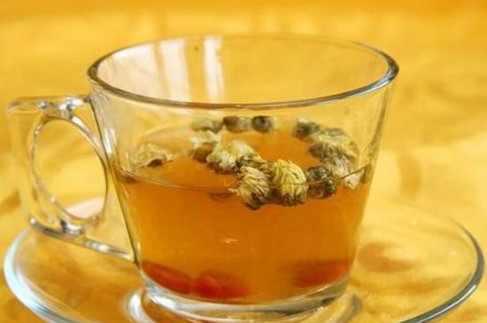 菊花茶的最佳搭配有哪幾樣，菊花茶和什么搭配喝效果好？