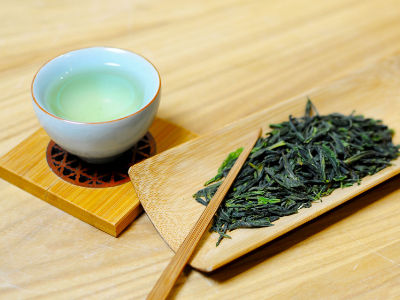 紅茶和綠茶的區(qū)別，常喝紅茶好還是綠茶好？