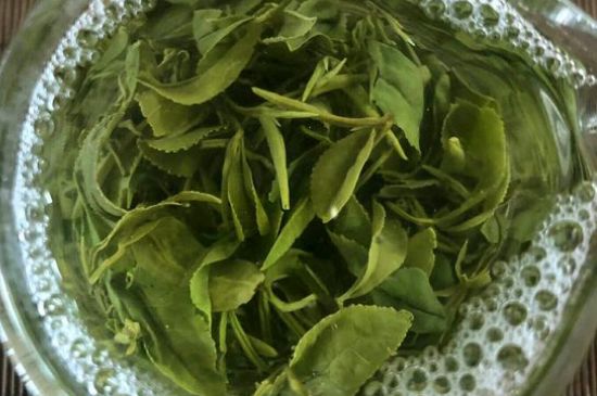 綠茶放了三年還能喝嗎，綠茶放久了喝了會怎樣