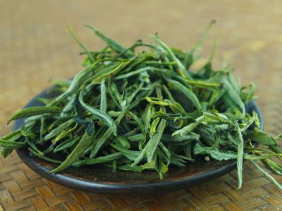 毛峰和毛尖哪個(gè)好一點(diǎn)，毛尖茶好還是毛峰茶好？