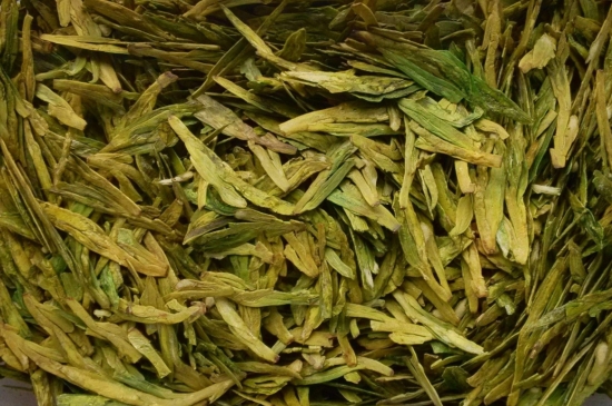 西湖龍井茶毫和發(fā)霉區(qū)別圖片，長霉的龍井茶葉會是什么樣？