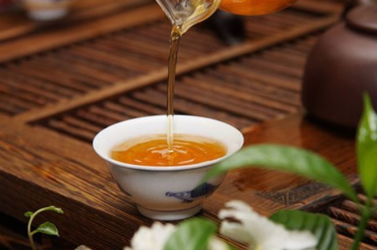 什么茶葉喝起來超級香，什么茶泡出來滿屋濃香?