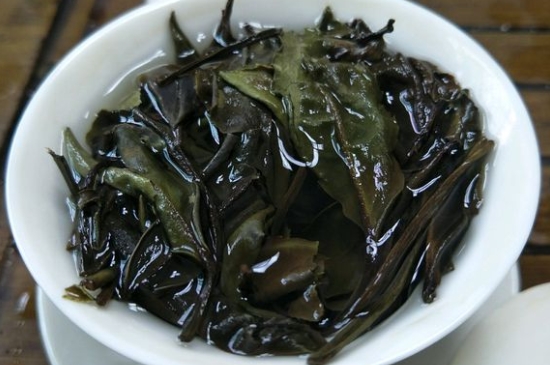 福鼎白茶貢眉和壽眉的區(qū)別，壽眉與貢眉有什么區(qū)別