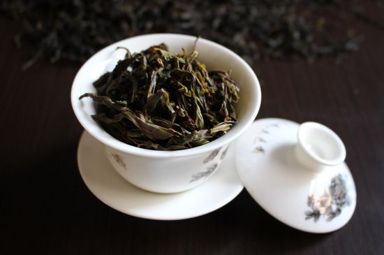 鋸朵仔跟鴨屎香哪個貴，鋸朵子和鴨屎香哪個好喝？