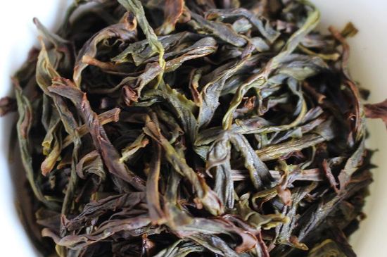 蜜蘭香和鴨屎香區(qū)別，鳳凰單樅鴨屎香vs蜜蘭香圖片對比