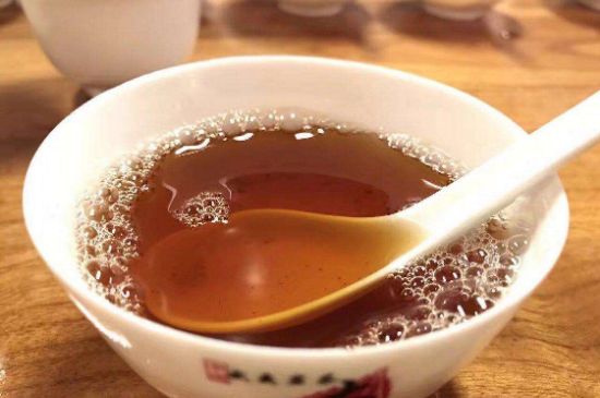 肉桂茶和大紅袍哪個貴，武夷山肉桂與大紅袍的價格比較