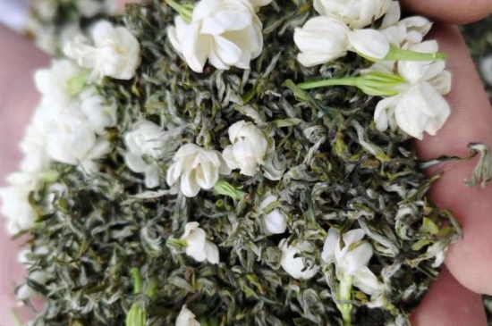 什么茶葉喝起來超級香，什么茶泡出來滿屋濃香?