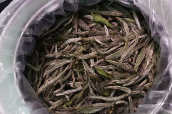 新白毫銀針和老白毫銀針的區(qū)別，新老白毫銀針的品質(zhì)特征