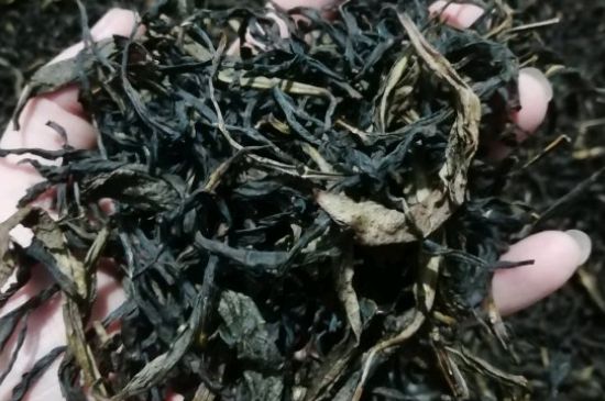 蜜蘭香好還是鴨屎香好，鳳凰單叢茶蜜蘭香和鴨屎香特點(diǎn)有哪些？