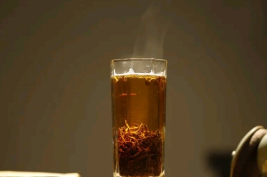 一天3杯紅茶抗癌，常飲紅茶對身體有好處！