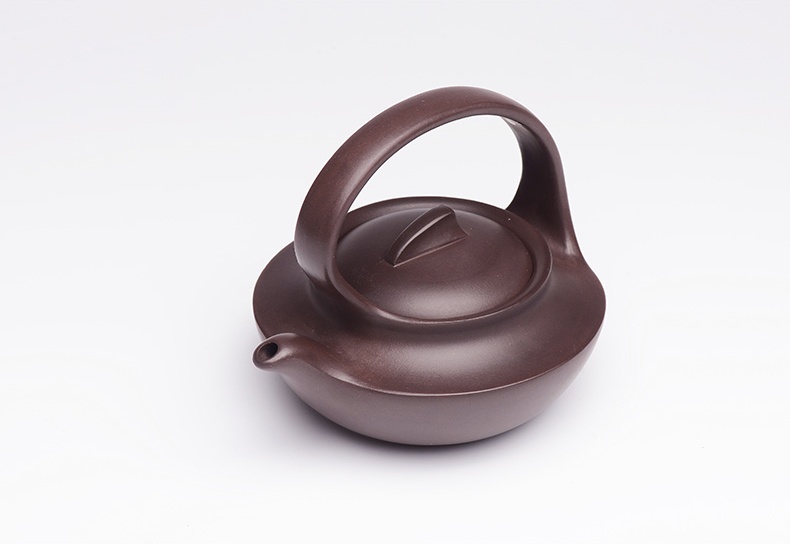 提梁精美紫砂壺，創(chuàng)意手工紫砂壺