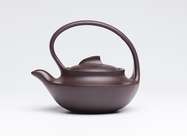 提梁精美紫砂壺，創(chuàng)意手工紫砂壺