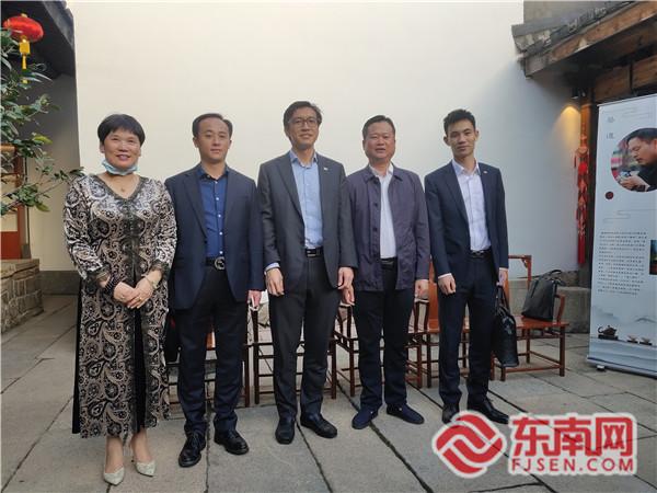 現(xiàn)場合影